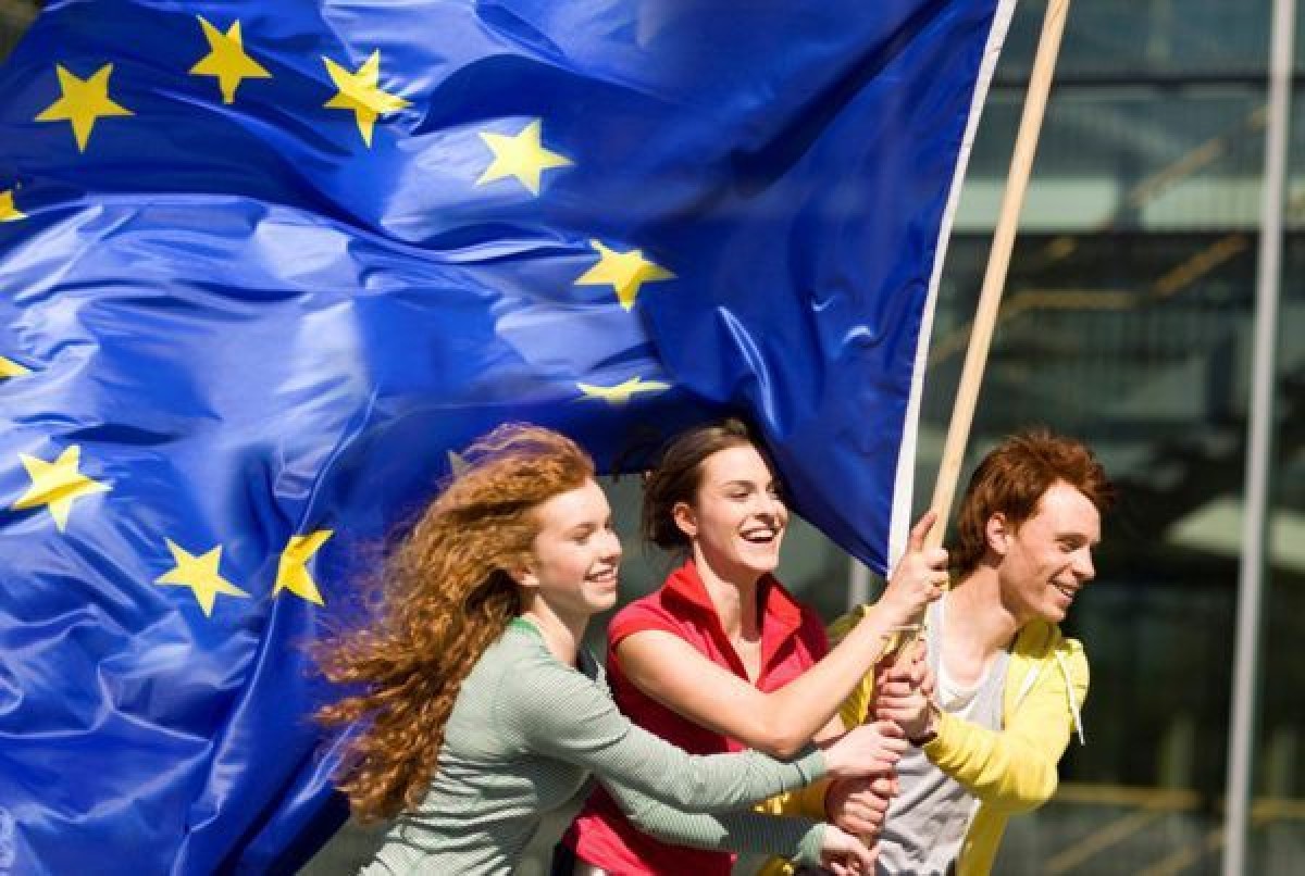 REUNIÃO COM JOVENS: O QUE SE ESPERA DA NOSSA EUROPA? COMO EXERCER A CIDADANIA?